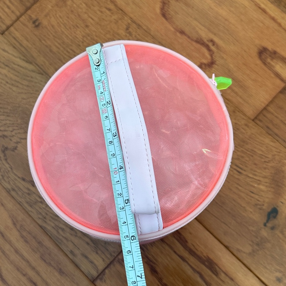 Drunk Elephant toiletry bag round mesh pink - Picture 7 of 7
